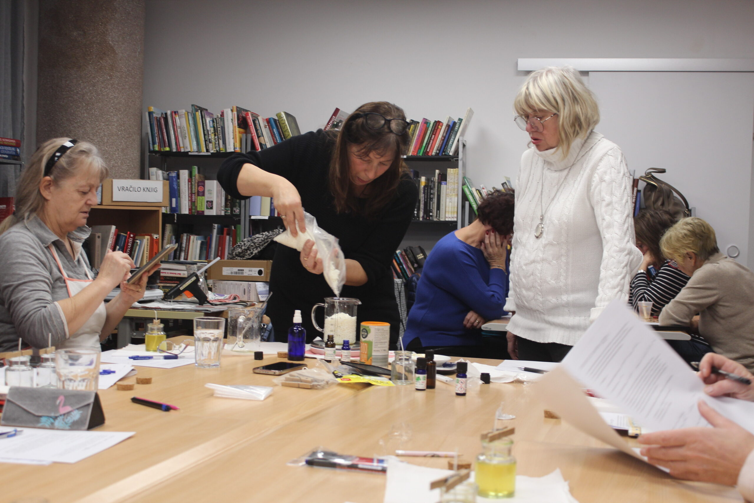 DELAVNICA- MILO ZA DARILO