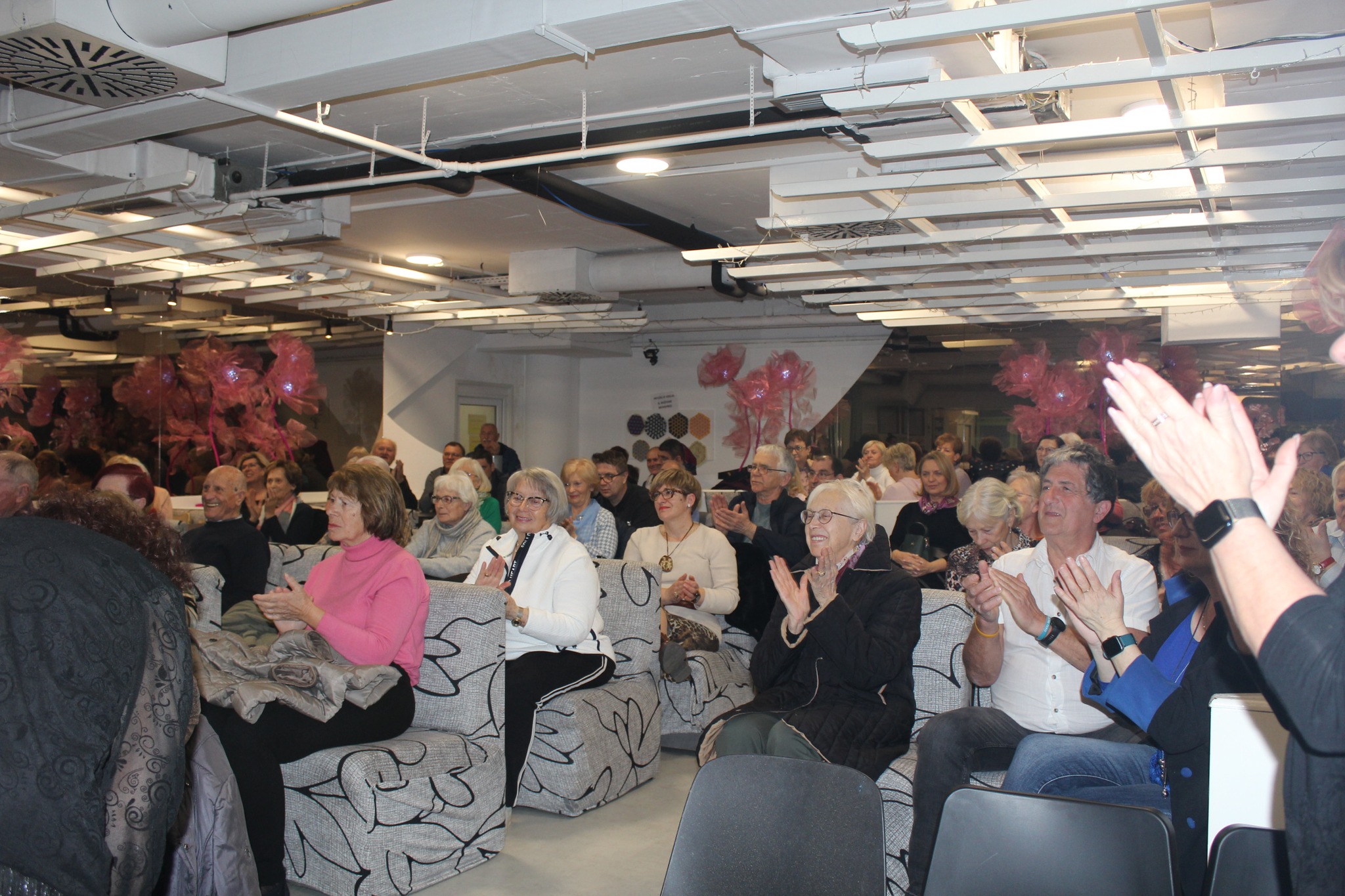 PROSLAVA OB OSMEM MARCU