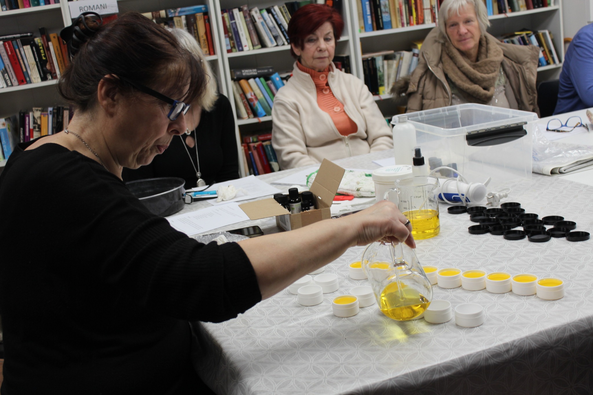 DELAVNICA-PILING Z VRTNICO IN GRENIVKINO LUPINO ZA SIJOČO POLT